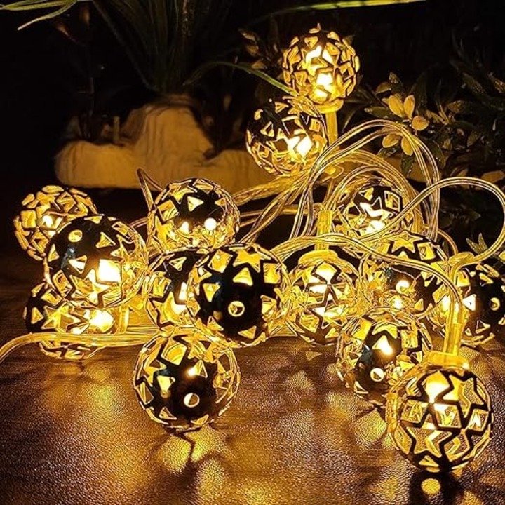 Metal Ball Light rate 379